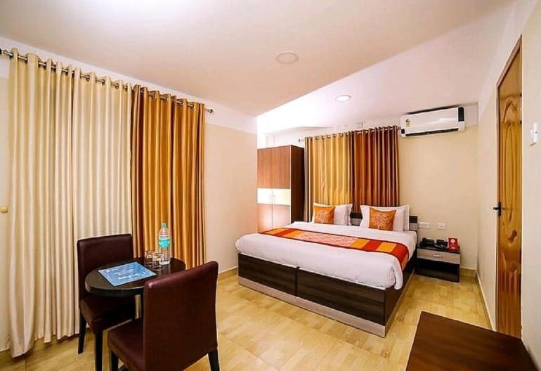 Hotel Tayas Trippapur Exterior photo